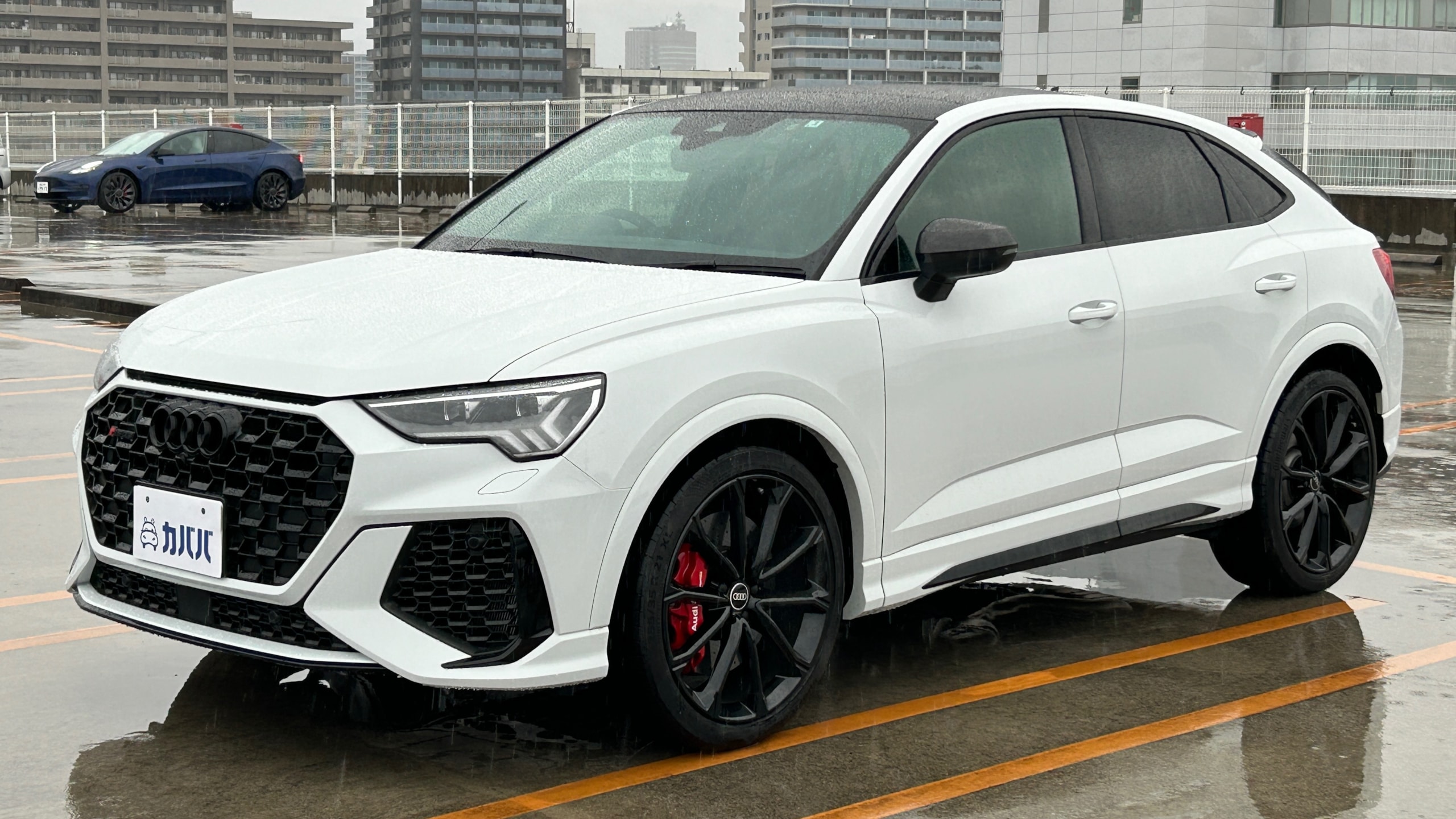 RS Q3スポーツバック ベースグレード(アウディ)2021年式 740万円の中古車 - 自動車フリマ(車の個人売買)。カババ