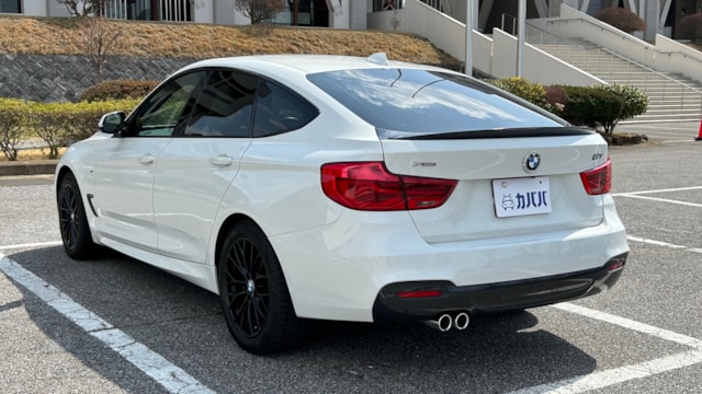 3シリーズ 320d xDrive グランツーリスモ Mスポーツ(BMW)2018年式 204万円の中古車 - 自動車フリマ(車の個人売買)。カババ