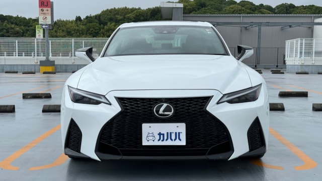 IS 300 Fスポーツ(レクサス)2022年式 430万円の中古車 - 自動車フリマ(車の個人売買)。カババ