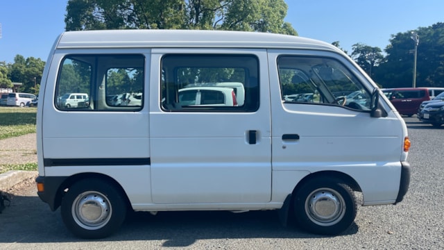 エブリイ PA ハイルーフ(スズキ)1995年式 25万円の中古車 - 自動車フリマ(車の個人売買)。カババ