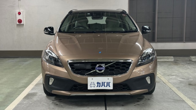 V40 クロスカントリー T5 AWD(ボルボ)2015年式 75万円の中古車 - 自動車フリマ(車の個人売買)。カババ