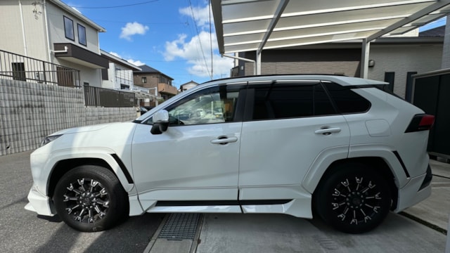 トヨタ RAV4 ハイブリッドX 2020年式 中古車詳細 | プロに任せる自動車フリマ【カババ】