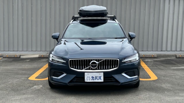 V60 リチャージ プラグインハイブリッド T6 AWD インスクリプション(ボルボ)2021年式 380万円の中古車 -  自動車フリマ(車の個人売買)。カババ