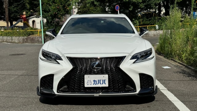 LS 500 Fスポーツ(レクサス)2018年式 550万円の中古車 - 自動車フリマ(車の個人売買)。カババ