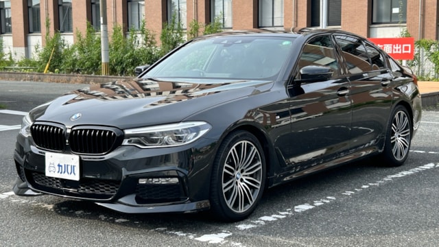 5シリーズ 530i Mスポーツ(BMW)2017年式 235万円の中古車 - 自動車フリマ(車の個人売買)。カババ