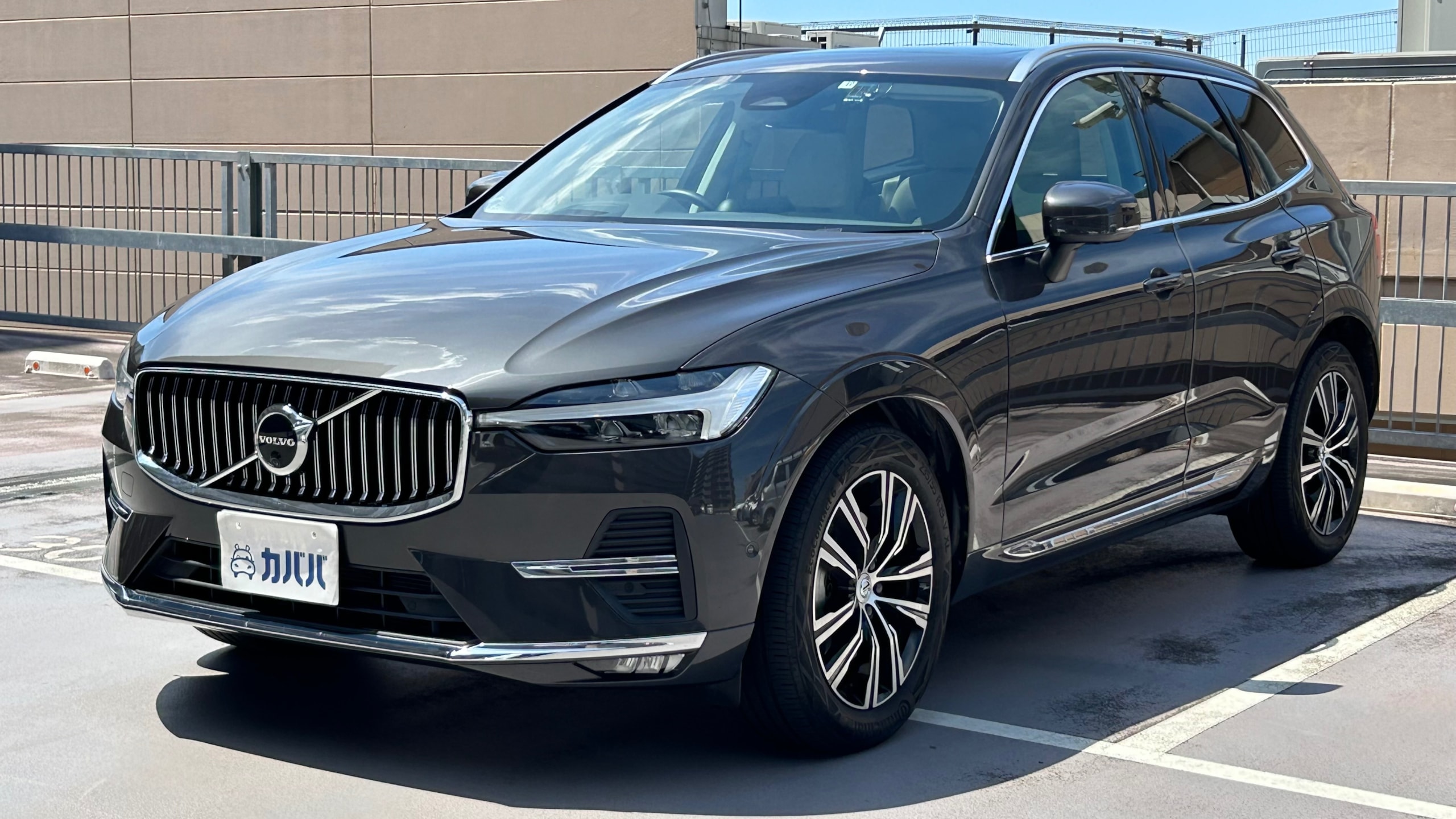 XC60 B5 AWD インスクリプション(ボルボ)2021年式 468万円の中古車 - 自動車フリマ(車の個人売買)。カババ