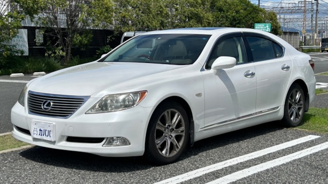 LS 460 バージョンU Iパッケージ(レクサス)2007年式 69万円の中古車 - 自動車フリマ(車の個人売買)。カババ