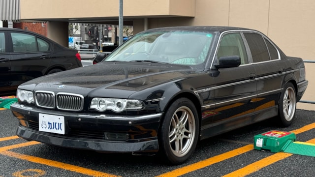 7シリーズ 740i(BMW)2000年式 120万円の中古車 - 自動車フリマ(車の個人売買)。カババ