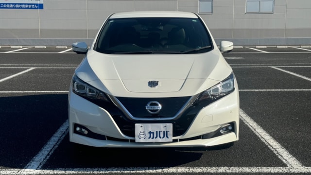 リーフ G(日産)2018年式 118万円の中古車 - 自動車フリマ(車の個人売買)。カババ