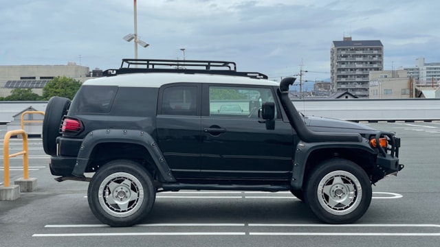 FJクルーザー 4.0 4WD(米国トヨタ)2007年式 280万円の中古車 - 自動車