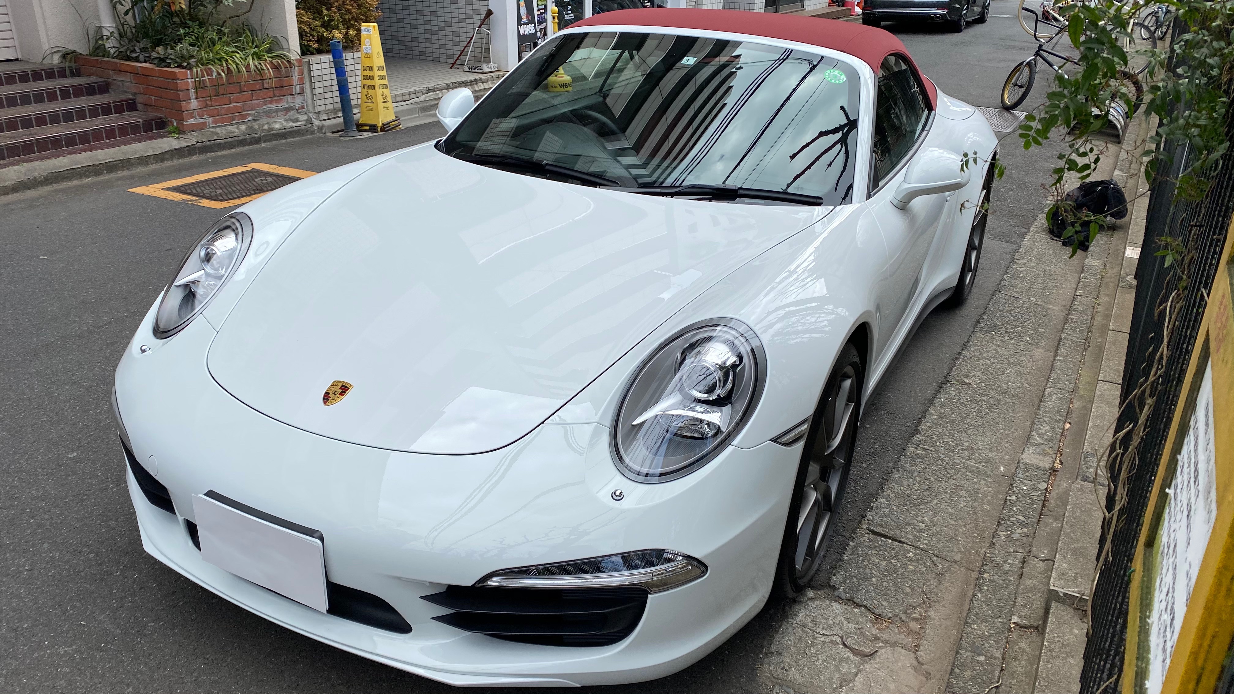 911 カレラ4カブリオレ 右ハンドル ポルシェ 13年式 999万円の中古車 自動車フリマ 車の個人売買 カババ