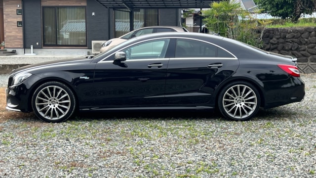 CLSクラス CLS400 AMGライン(メルセデス・ベンツ)2015年式 340万円の中古車 - 自動車フリマ(車の個人売買)。カババ