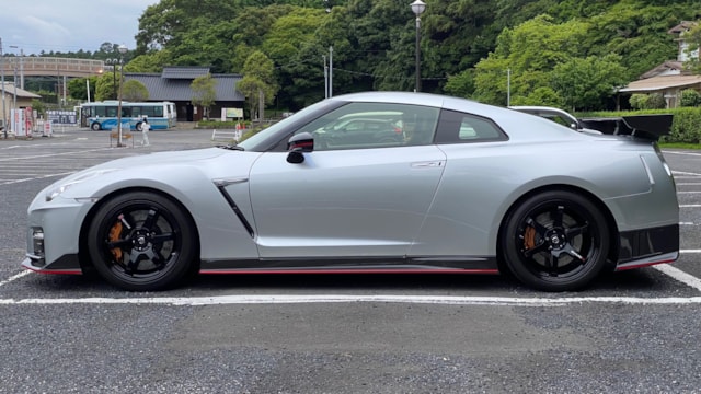 GT-R 3.8 NISMO 4WD(日産)2018年式 1950万円の中古車 - 自動車フリマ