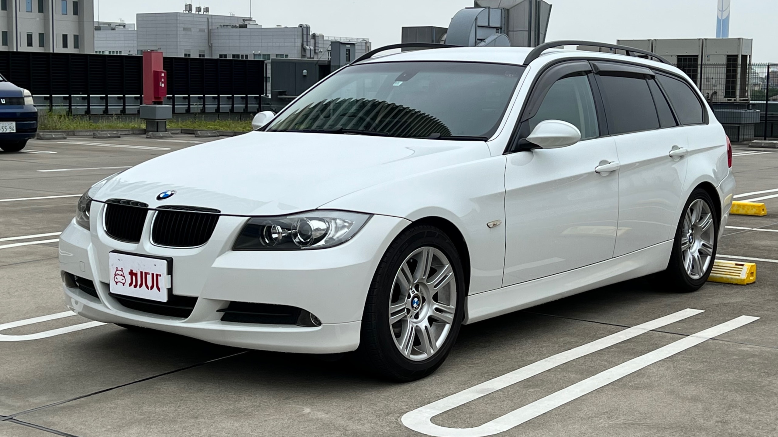 3シリーズ 320i ツーリング(BMW)2008年式 27万円の中古車 - 自動車