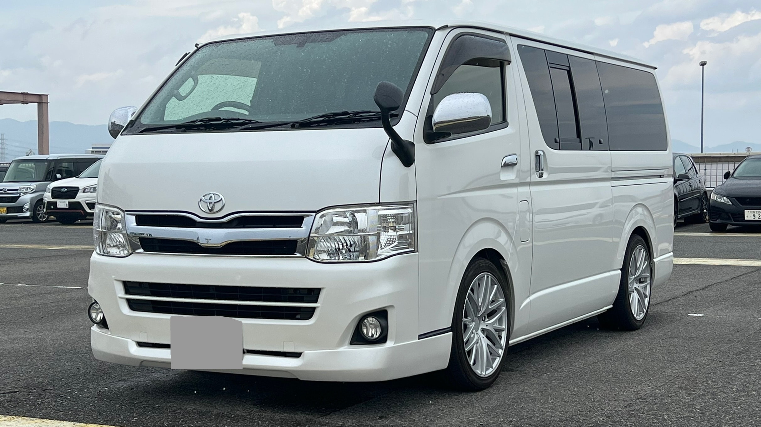 ハイエース ハイエースバン スーパーGLロング(トヨタ)2014年式 300万円の中古車 - 自動車フリマ(車の個人売買)。カババ