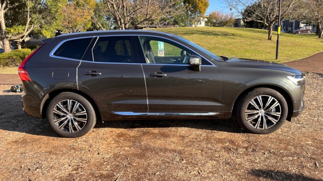 XC60 B5 AWD インスクリプション(ボルボ)2022年式 629万円の中古車