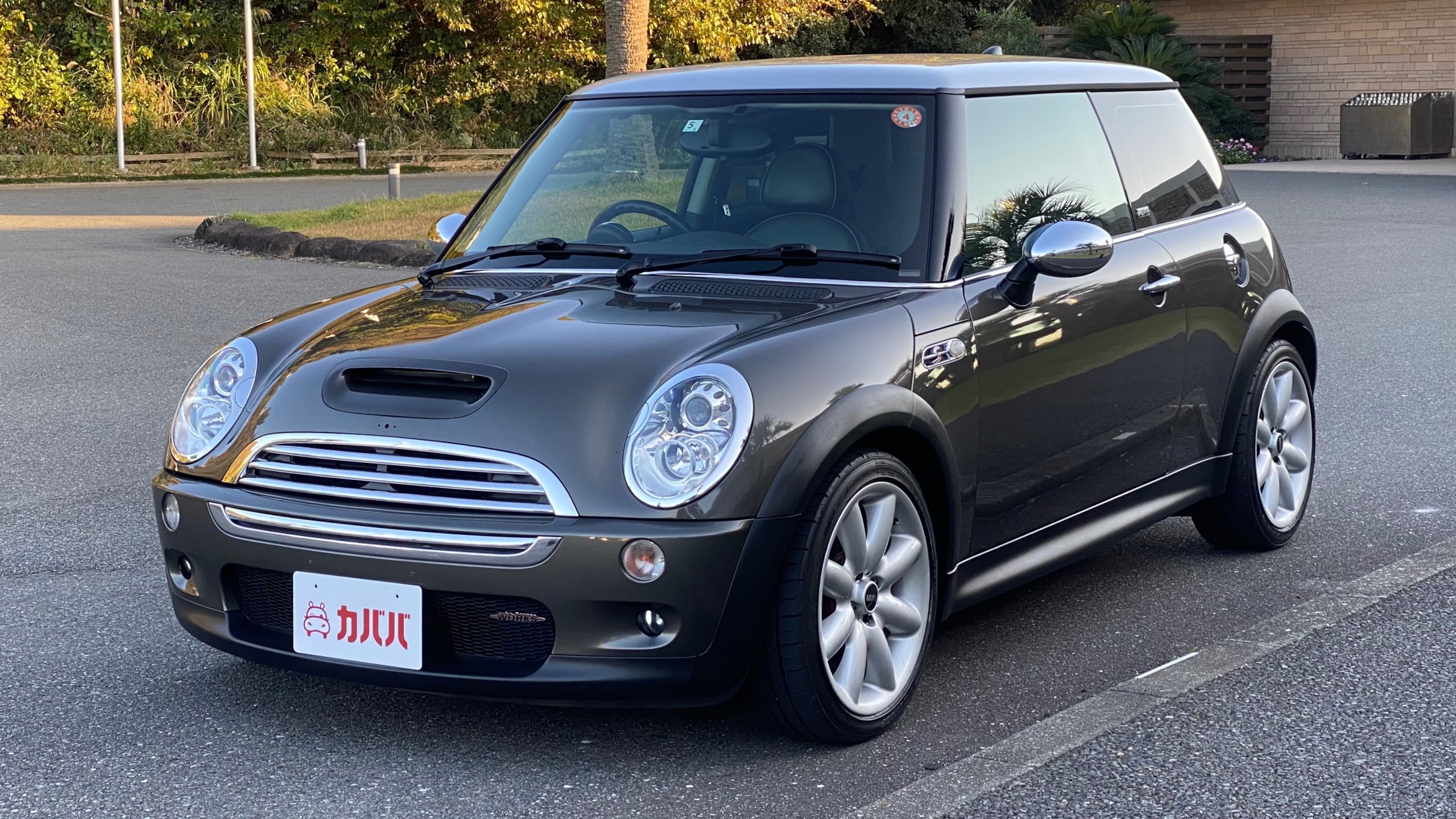 BMW mini ミニクーパー パークレーン R53 6MT 車検1年有 - 中古車・新車