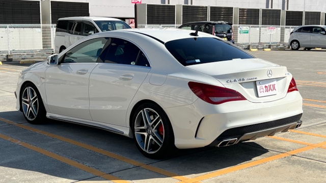 CLAクラス CLA45 AMG 4マチック(メルセデスAMG)2014年式 230万円の中古車 - 自動車フリマ(車の個人売買)。カババ