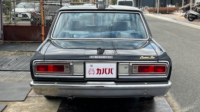 セドリック カスタム6(日産)1970年式 180万円の中古車 - 自動車フリマ(車の個人売買)。カババ