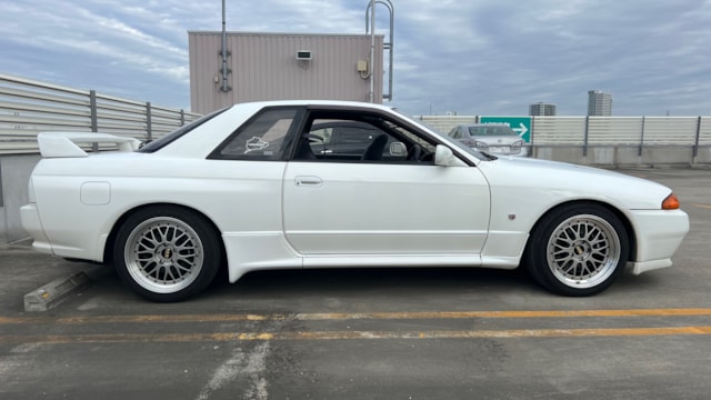 スカイラインGT-R 2.6 4WD(日産)1993年式 490万円の中古車 - 自動車