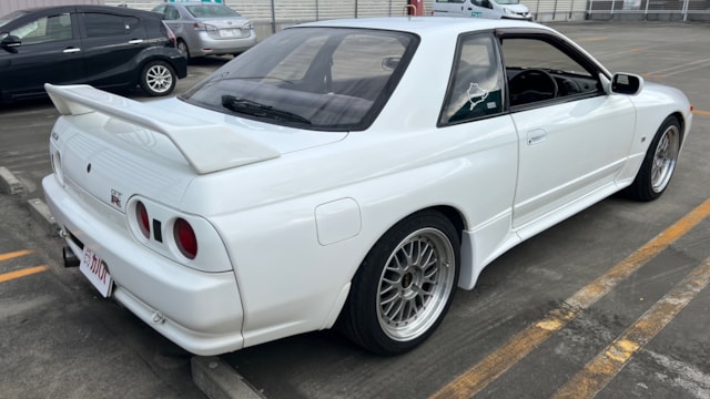 日産 スカイラインGT-R 2.6 4WD 1993年式 中古車詳細 | プロに任せる自動車フリマ【カババ】