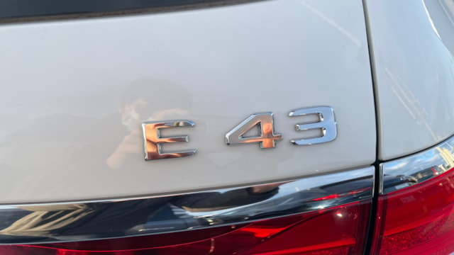 Eクラスワゴン E43 4MATIC(メルセデスAMG)2017年式 390万円の中古車