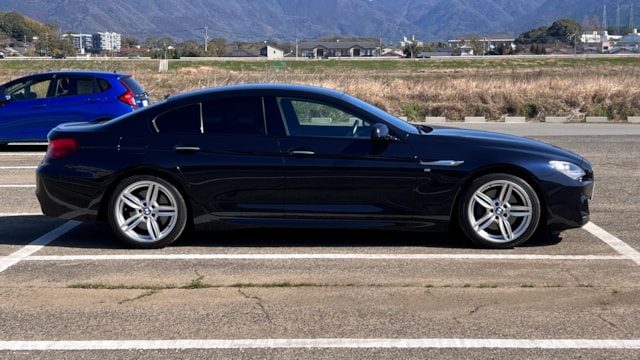 6シリーズ 640i グランクーペ(BMW)2013年式 105万円の中古車 - 自動車フリマ(車の個人売買)。カババ