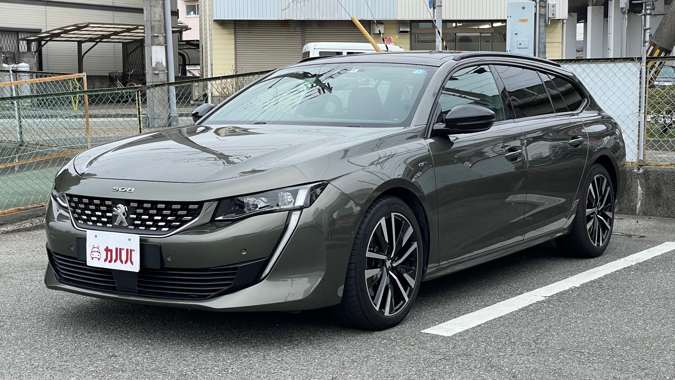 508SW GT ブルーHDi(プジョー)2020年式 329万円の中古車 - 自動車フリマ(車の個人売買)。カババ