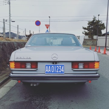 ミディアムクラスクーペ 280CE(メルセデス・ベンツ)1979年式 340万円の中古車 - 自動車フリマ(車の個人売買)。カババ