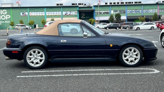 ユーノスロードスター M2 1002(マツダ)1993年式 250万円の中古車 - 自動車フリマ(車の個人売買)。カババ