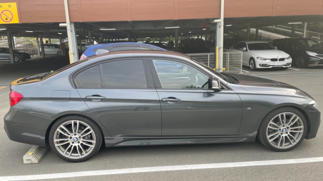 3シリーズ 320d Mスポーツ(BMW)2016年式 185万円の中古車 - 自動車