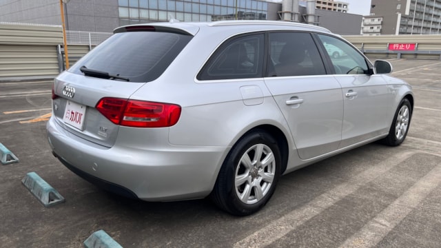 A4アバント 1.8TFSI(アウディ)2008年式 30万円の中古車 - 自動車フリマ