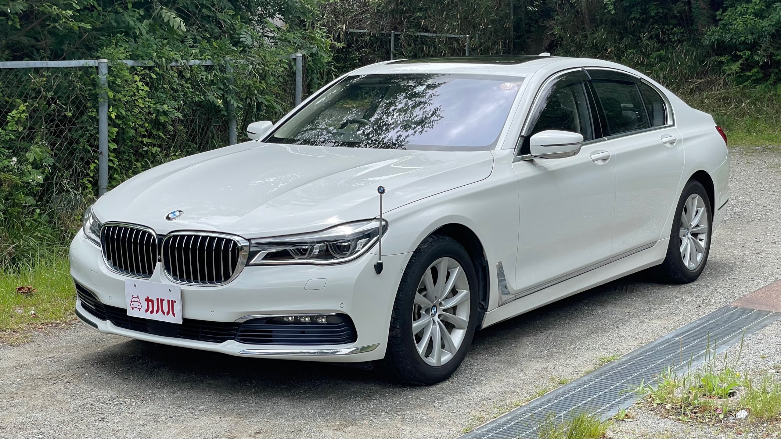 7シリーズ 740i(BMW)2016年式 222万円の中古車 - 自動車フリマ(車の