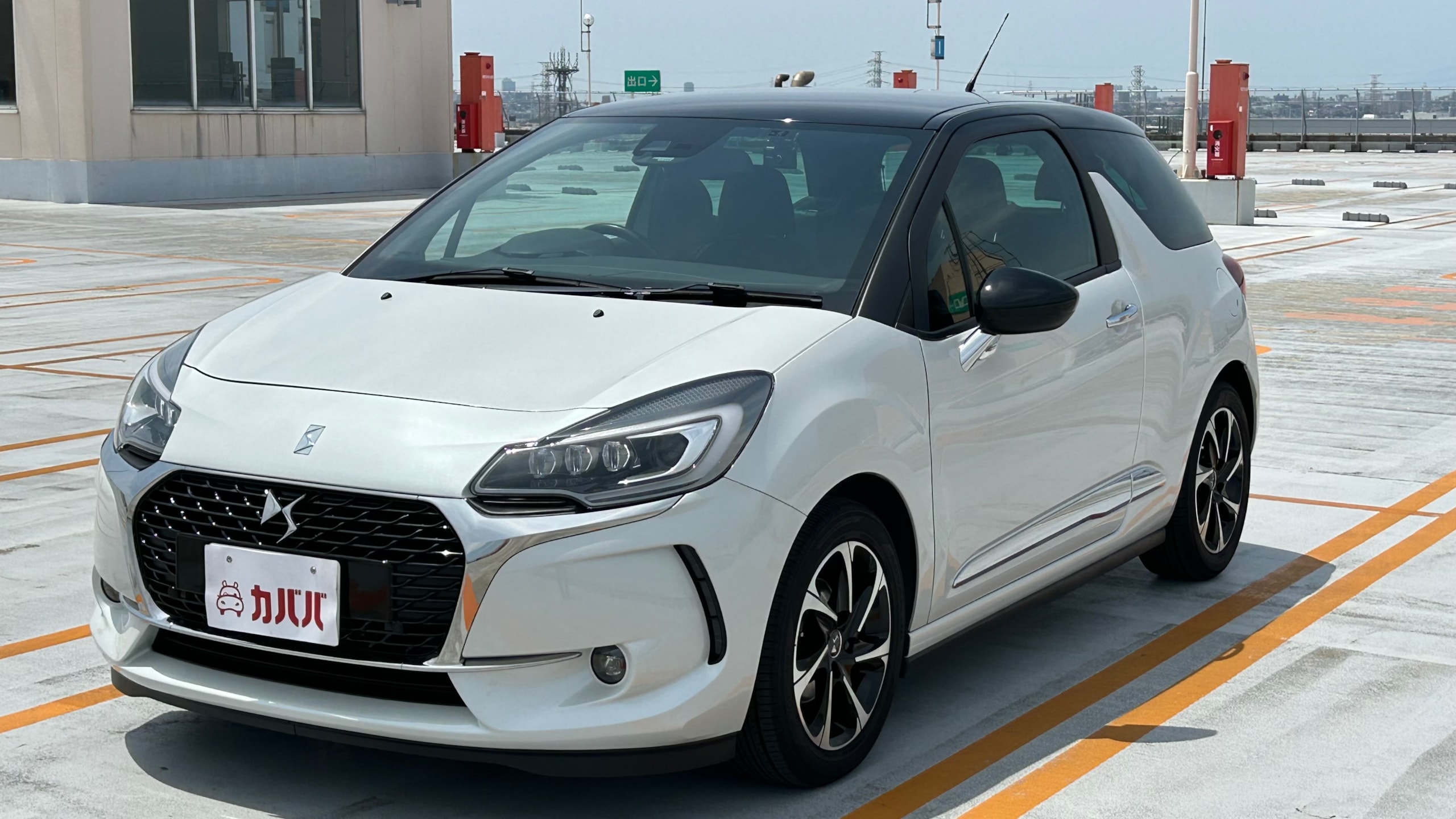 DS3 シック(DSオートモビル)2017年式 49万円の中古車 - 自動車フリマ