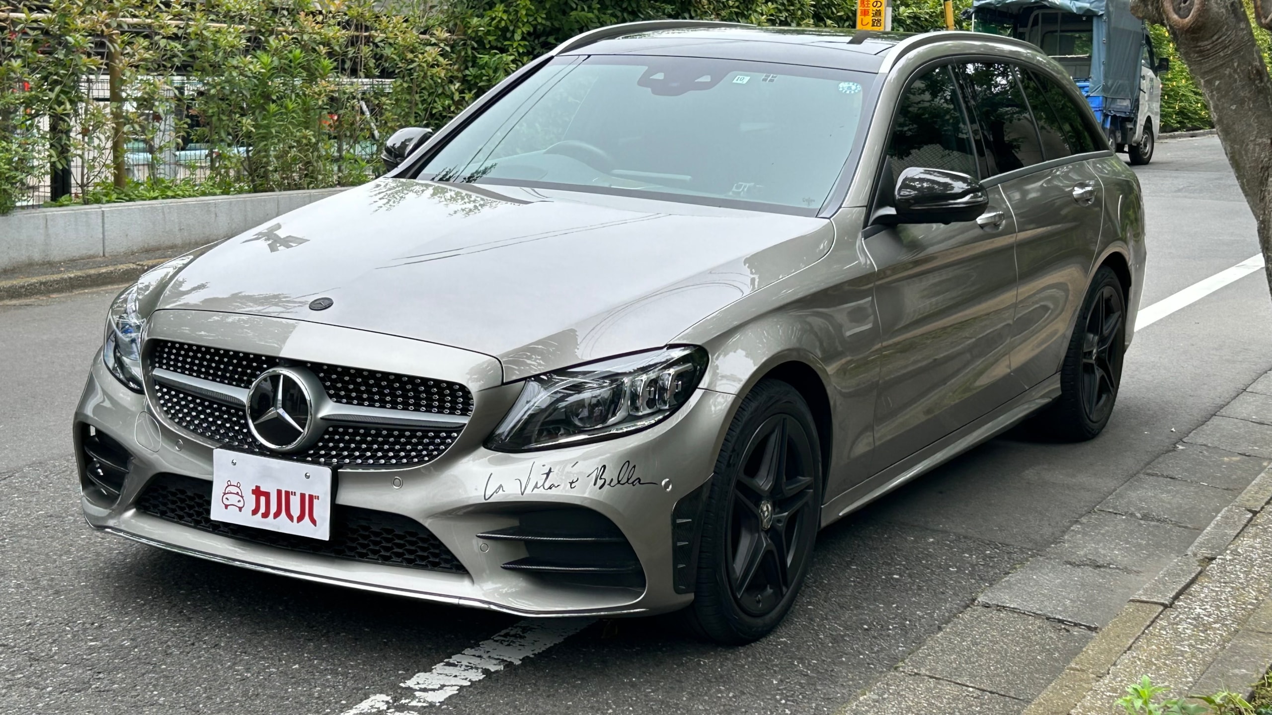 Cクラスステーションワゴン C220d ローレウスエディション(メルセデス