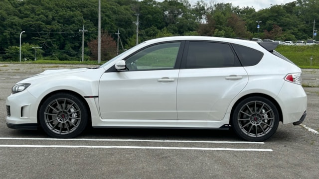 インプレッサWRX STI R205(スバル)2010年式 398万円の中古車 - 自動車フリマ(車の個人売買)。カババ