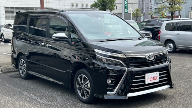 ヴォクシー ZS 煌III(トヨタ)2021年式 280万円の中古車 - 自動車フリマ(車の個人売買)。カババ