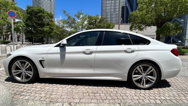 4シリーズ 440i グランクーペ Ｍスポーツ(BMW)2016年式 289万円の中古車 - 自動車フリマ(車の個人売買)。カババ