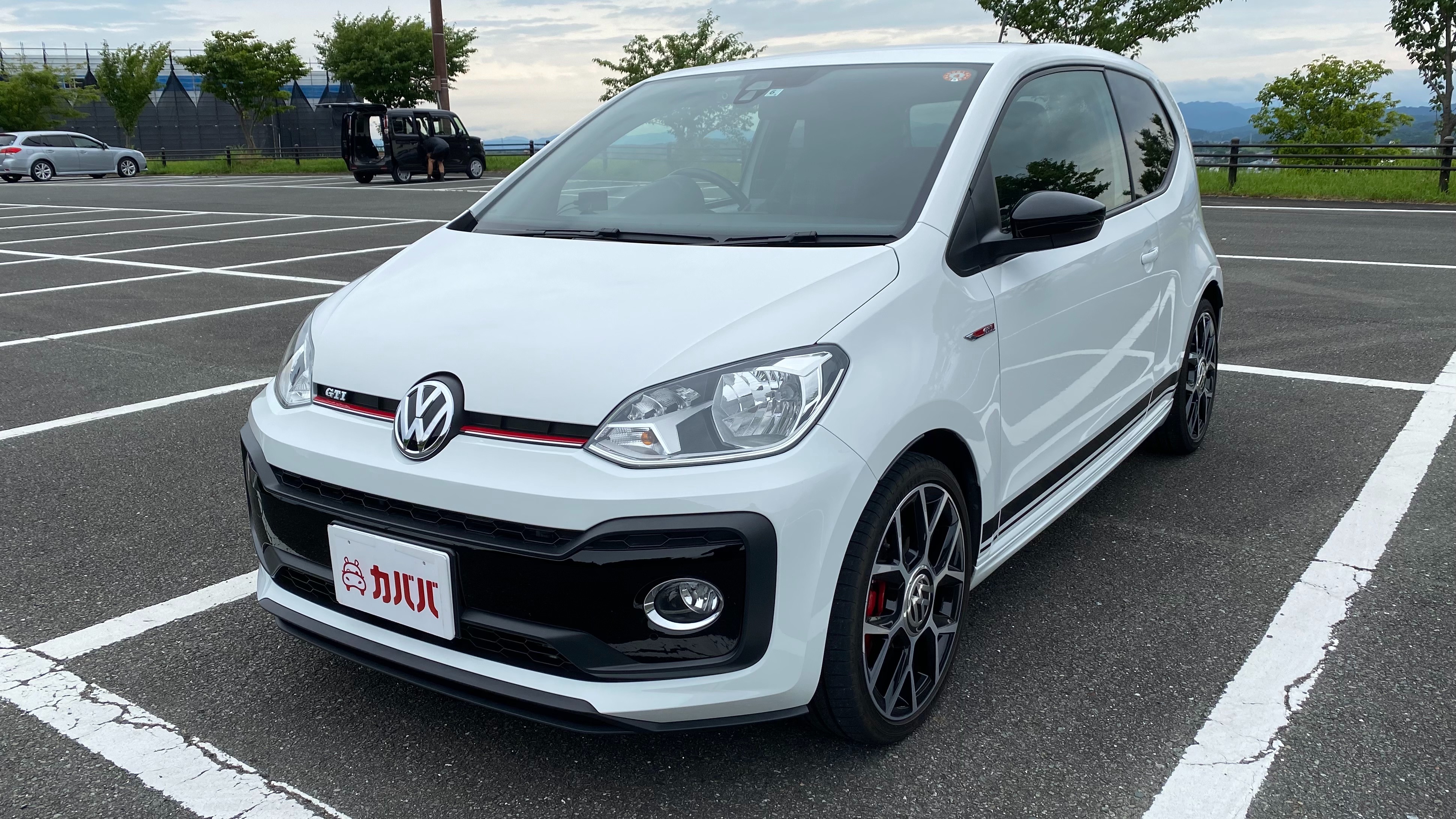 Up Gti フォルクスワーゲン 18年式 185万円の中古車 自動車フリマ 車の個人売買 カババ