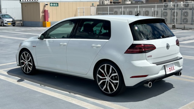 ゴルフ GTI パフォーマンス(フォルクスワーゲン)2020年式 298万円の