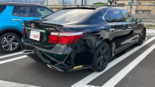 LS 460L(米国レクサス)2011年式 150万円の中古車 - 自動車フリマ(車の個人売買)。カババ