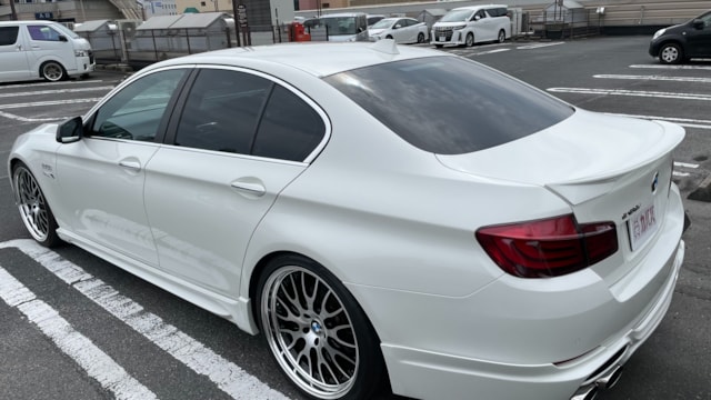 5シリーズ 528i(BMW)2010年式 130万円の中古車 - 自動車フリマ(車の