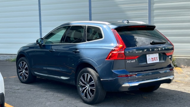 XC60 B5 AWD インスクリプション(ボルボ)2021年式 425万円の中古車 - 自動車フリマ(車の個人売買)。カババ