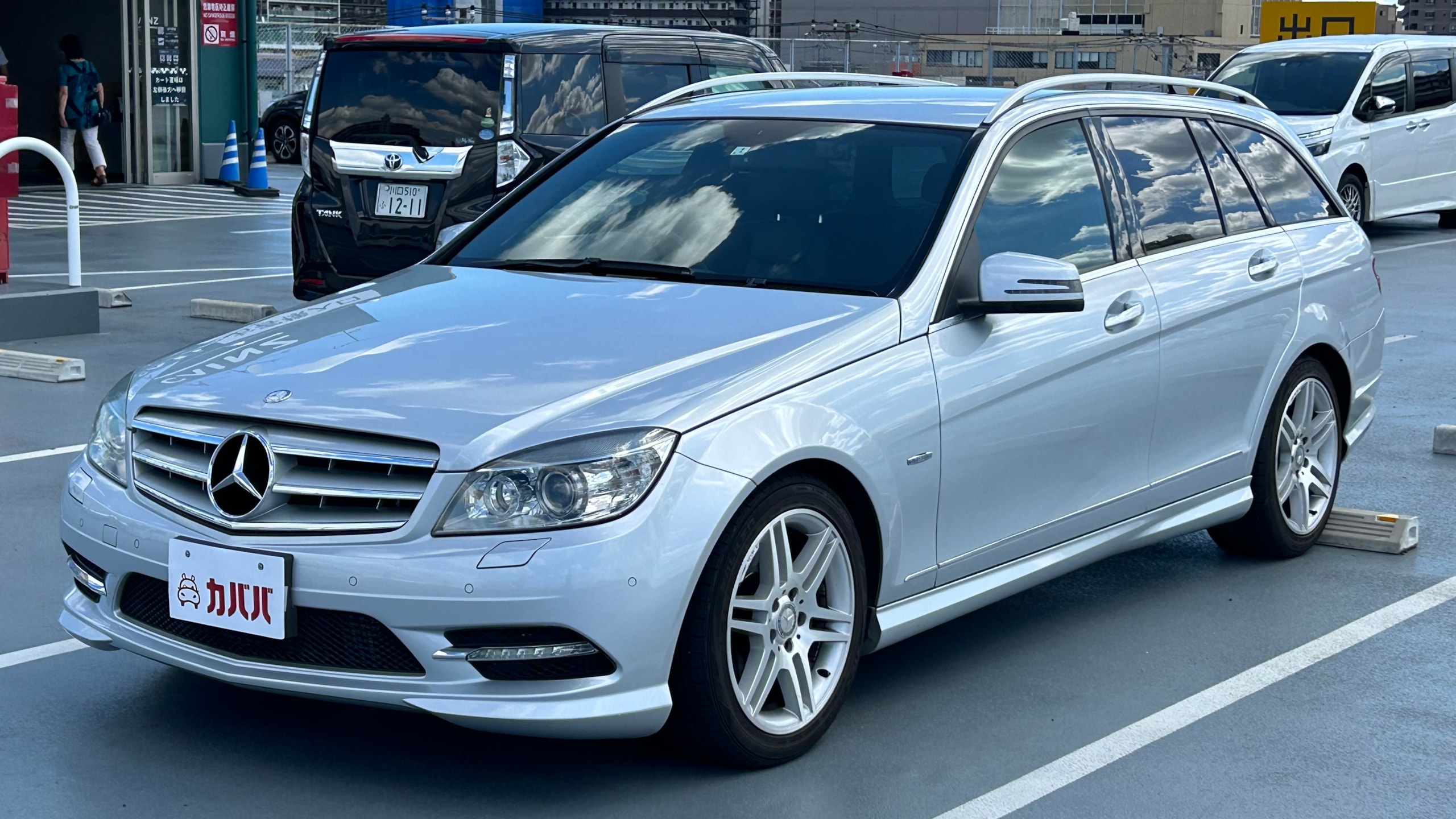 Cクラスステーションワゴン C200 CGI ブルーエフィシェンシー(メルセデス・ベンツ)2011年式 48万円の中古車 -  自動車フリマ(車の個人売買)。カババ