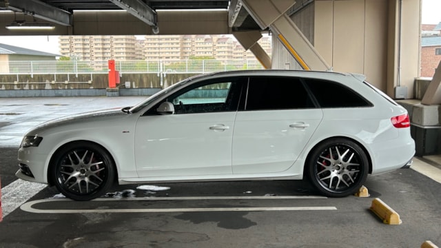 A4アバント 2.0 TFSI(アウディ)2012年式 45万円の中古車 - 自動車