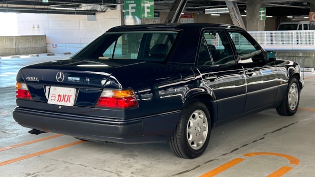 Eクラス E400(メルセデス・ベンツ)1992年式 300万円の中古車 - 自動車