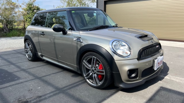 ミニ クーパーS(MINI)2009年式 99.9万円の中古車 - 自動車フリマ(車の個人売買)。カババ