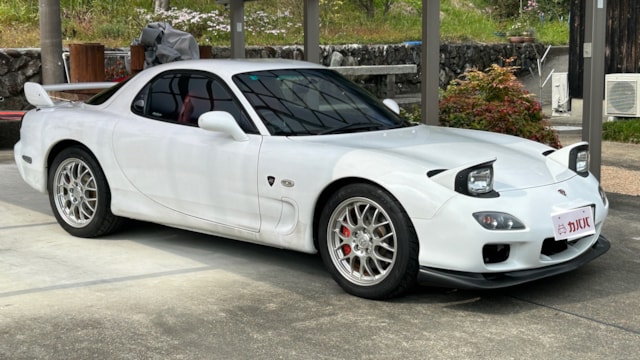 RX-7 スピリットR タイプB(マツダ)2002年式 950万円の中古車 - 自動車フリマ(車の個人売買)。カババ