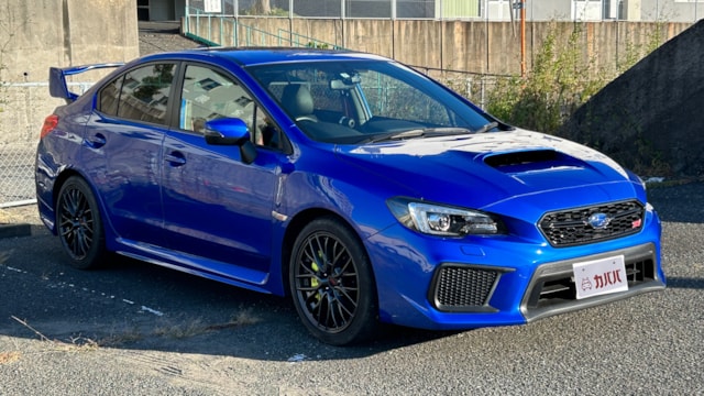 使用距離1万キロ未満】WRX STI VAB 18インチホイールタイヤ付4本-