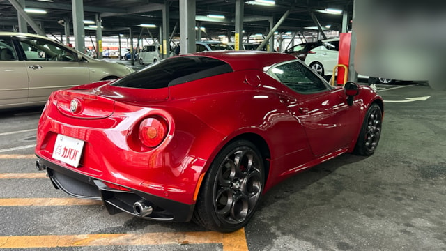 4C 1.7(アルファロメオ)2015年式 510万円の中古車 - 自動車フリマ(車の個人売買)。カババ